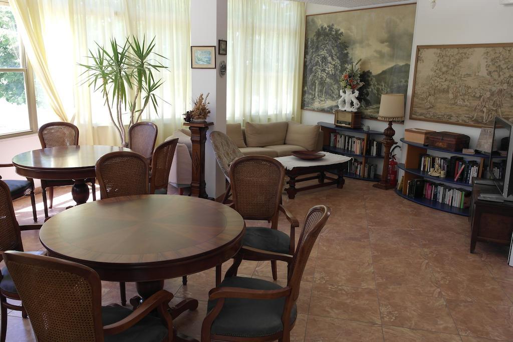 Hotel Bamar Пинарелла Экстерьер фото